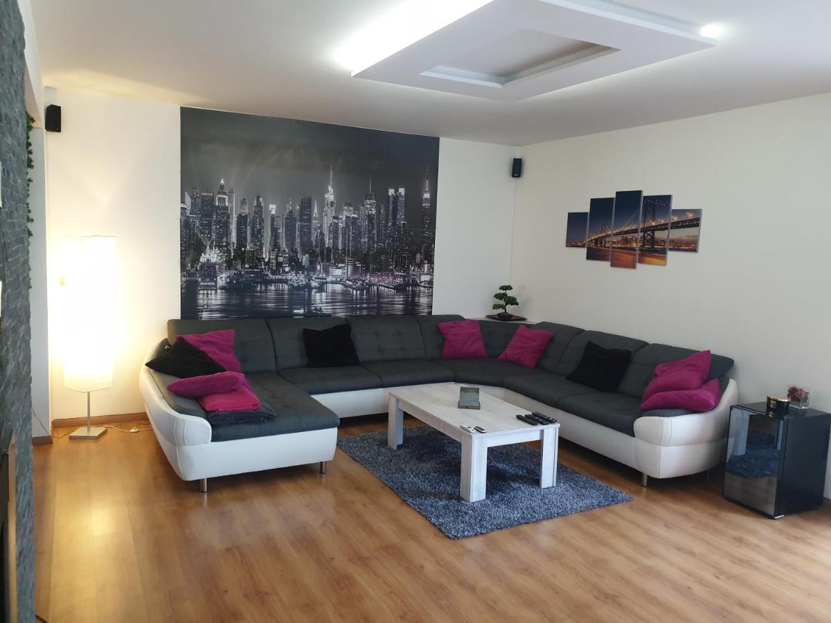 Mezonetovy Apartman V Centre Novej Dubnice Ilava Dış mekan fotoğraf